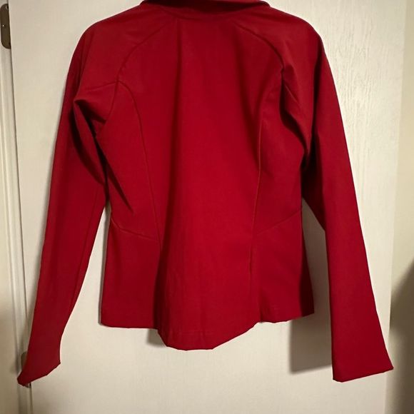 Merrill Women’s Size Medium Zipper Jacket. Red - Picture 8 of 10
